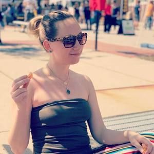 Meet your Posher, Becca